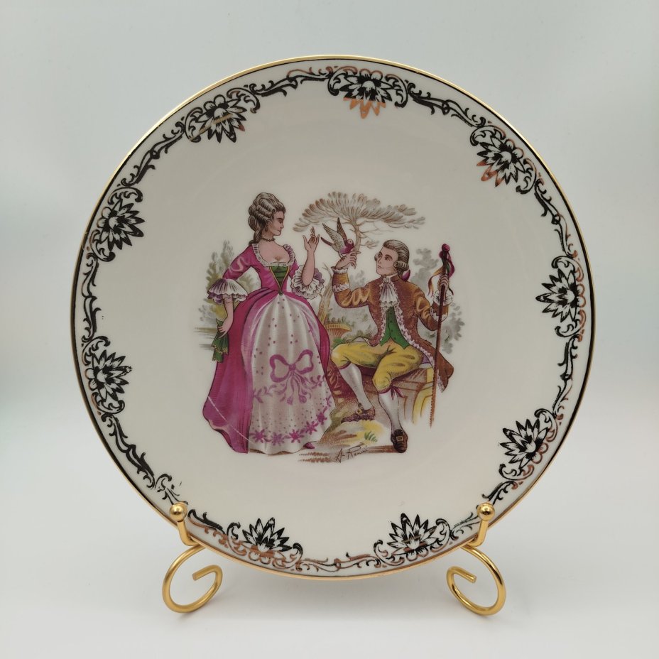Тарелка декоративная "Галантная сцена", Limoges