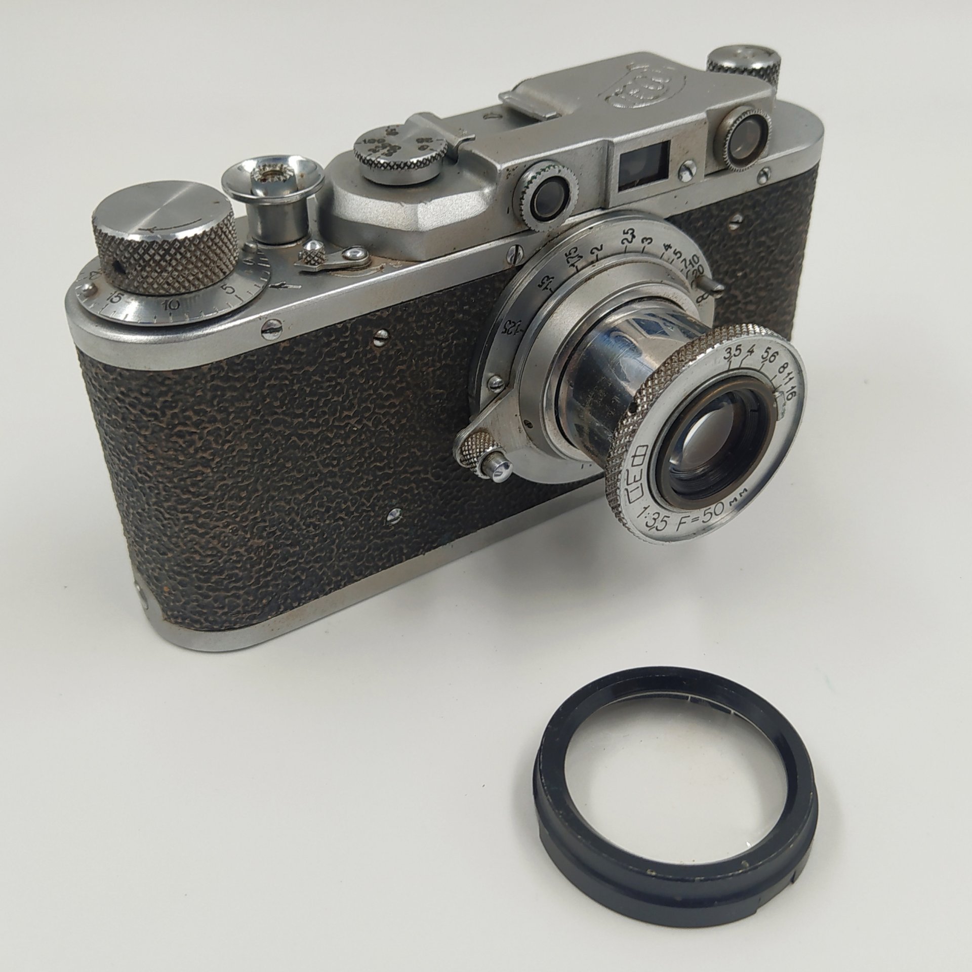 Фотоаппарат "ФЭД" в оригинальном кофре, металл, пластик, стекло, кожа, Харьковский машиностроительный завод им. Дзержинского (ФЭД), СССР, 1945-1955 гг.