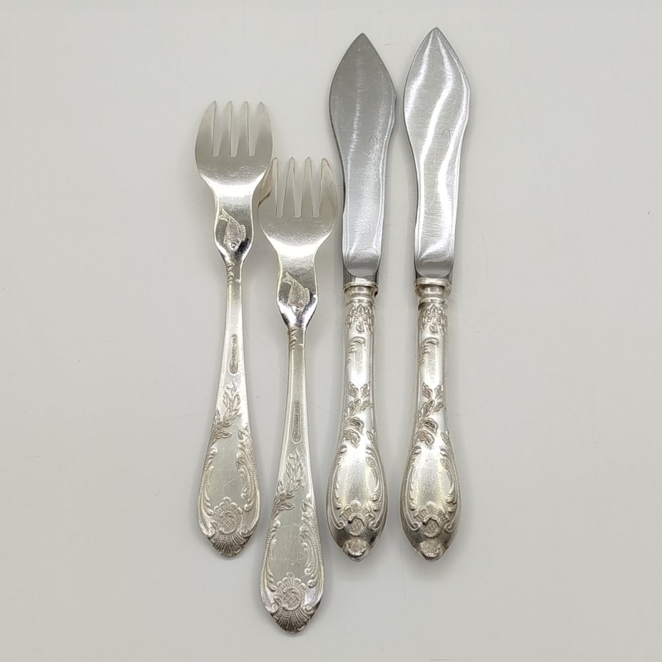 Набор столовых приборов для рыбы на 2 персоны (вилки и ножы)