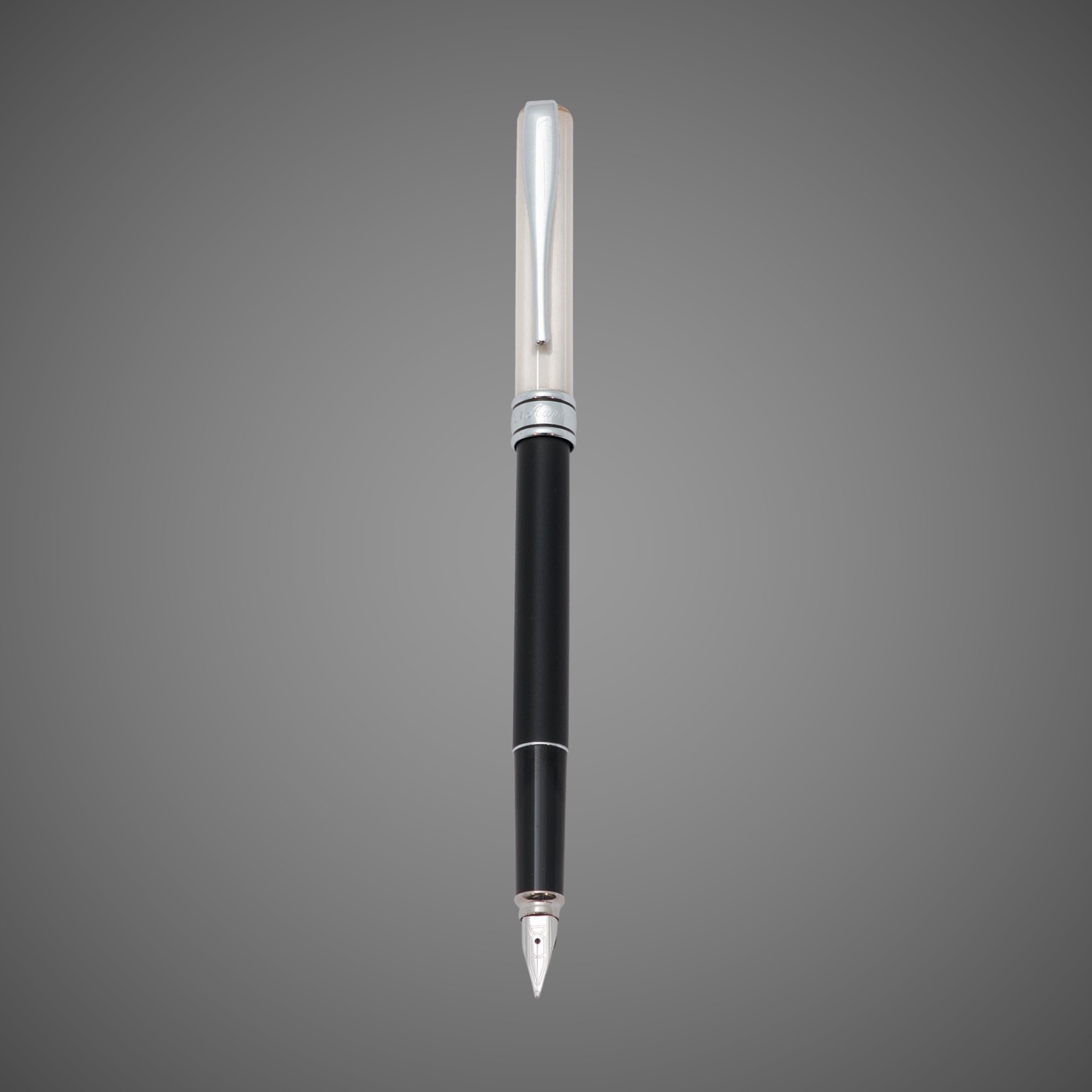 Перьевая ручка Aurora Magellano Black / Silver CT, перо M, в подарочной коробке, Драгметаллы: серебро стерлинговое, смола