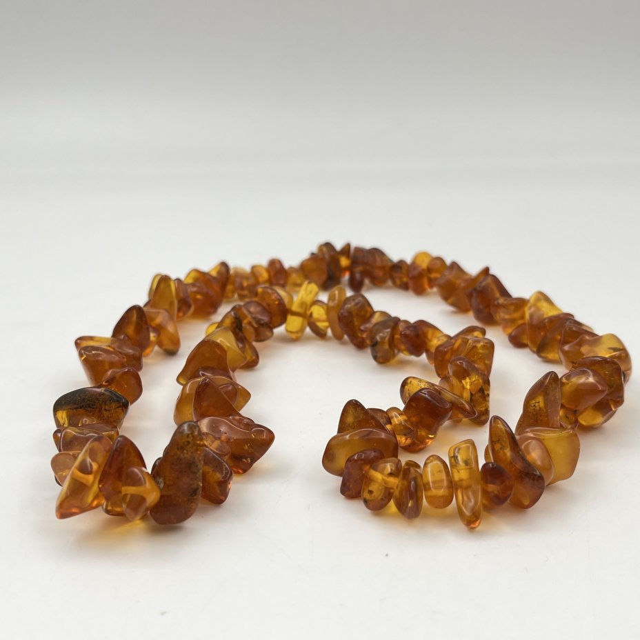 Бусы винтажные с крупными бусинами различных форм