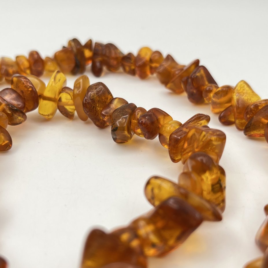 Бусы винтажные с крупными бусинами различных форм