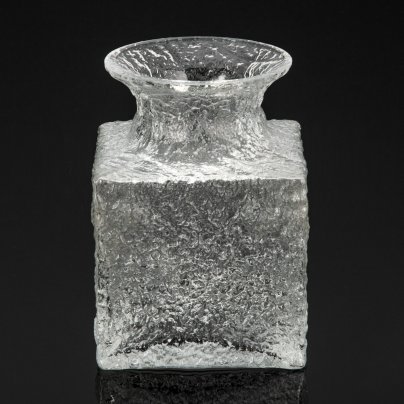 Ваза "Крокус", дизайнер Тимо Тапани Сарпанева (Timo Tapani Sarpaneva), Iittala