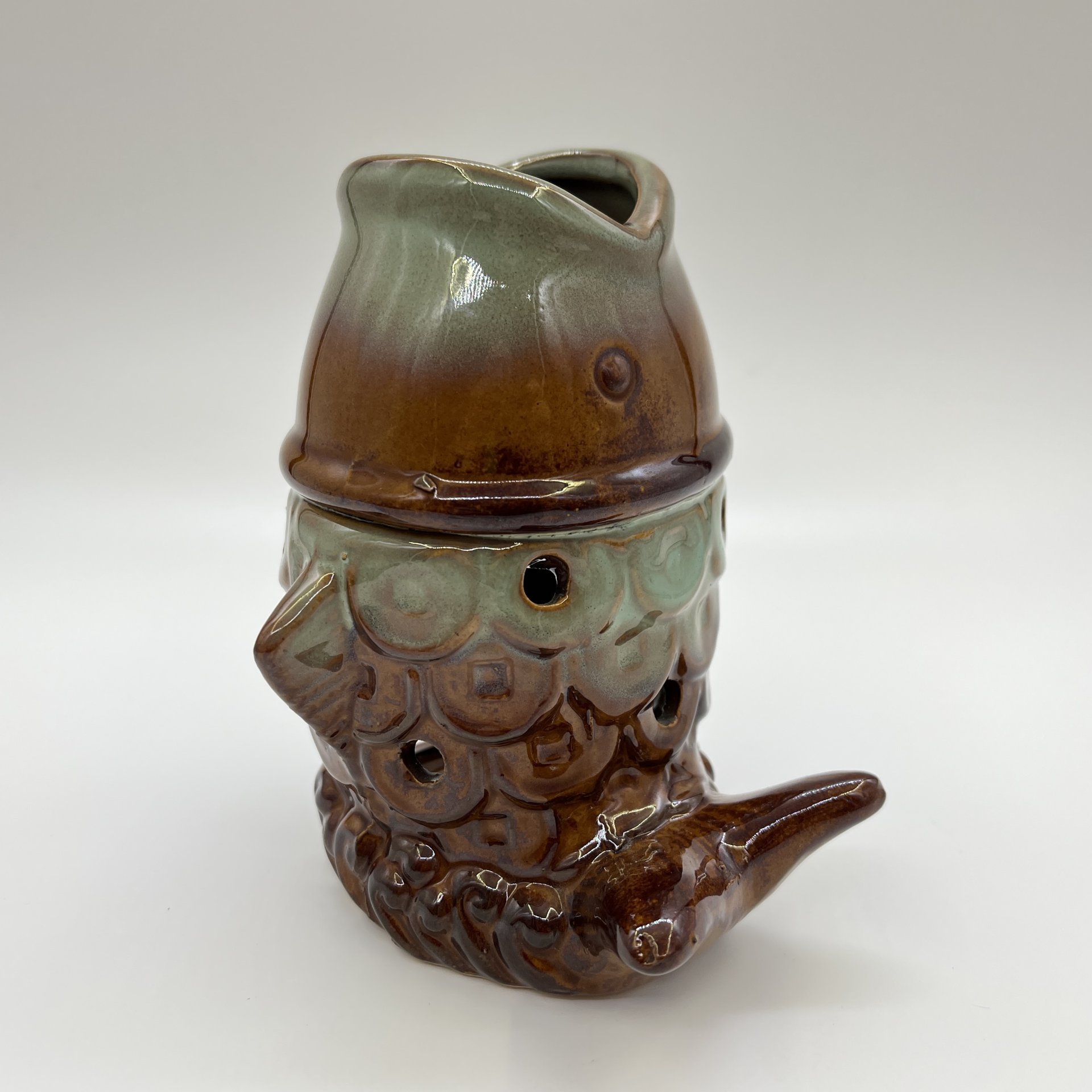 Подсвечник (ароматница) в виде рыбы, керамика, цветные поливы, Россия, 2000-2010 гг.