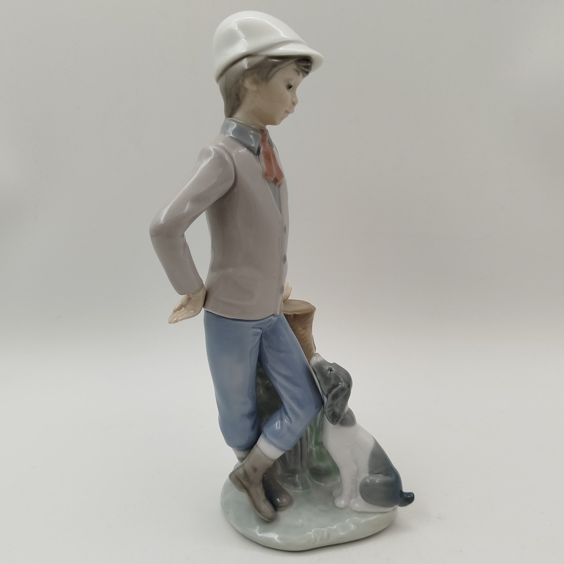 Статуэтка "Мальчик с собакой", фарфор, роспись, NAO Porcelain, Испания, 1983-2000 гг.