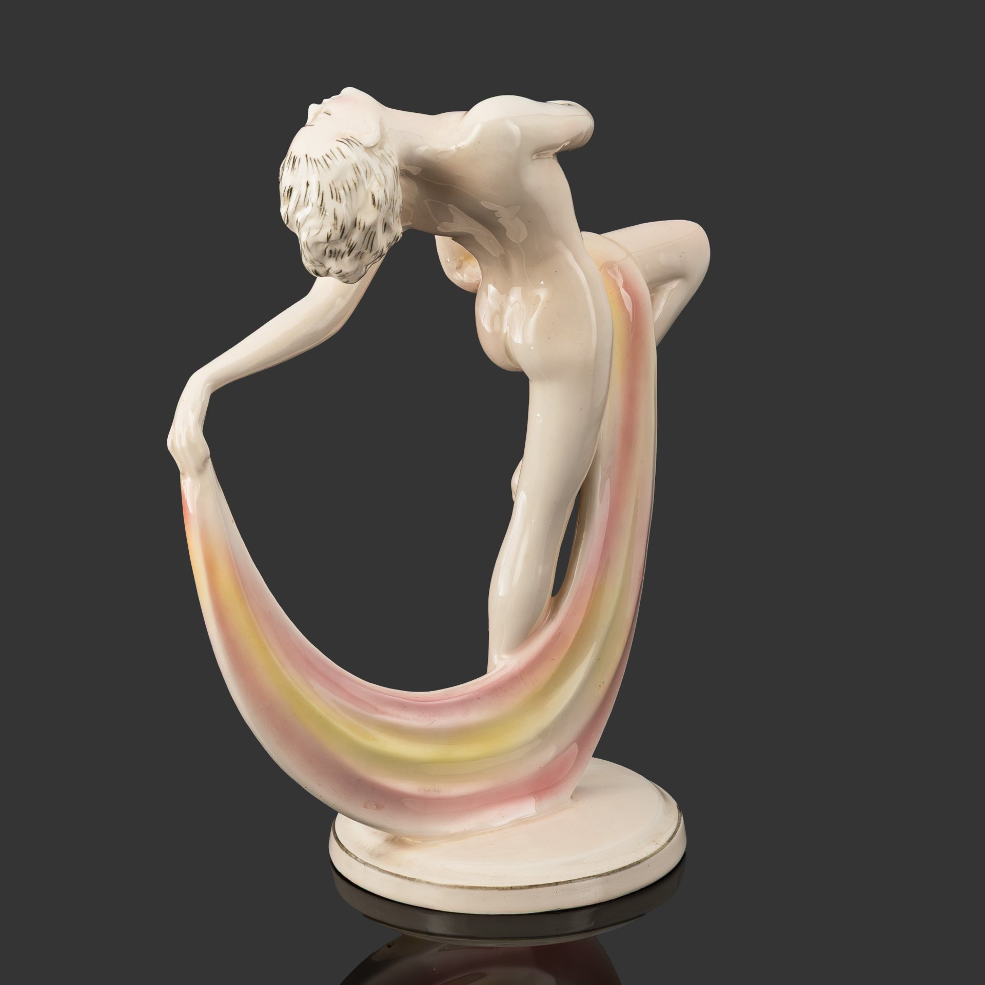 Статуэтка "Танцующая девушка", фаянс, роспись, Katzhütte (Кацхютте), ГДР, 1958-1990 гг.