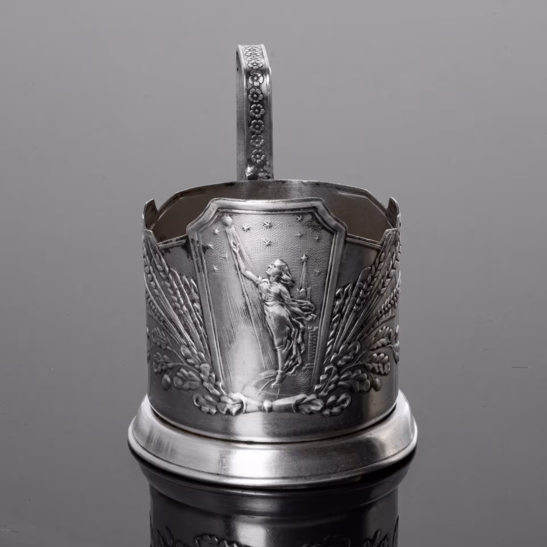 Подстаканник "К звездам. Валентина Терешкова", Мстерская художественная фабрика  «Ювелир»