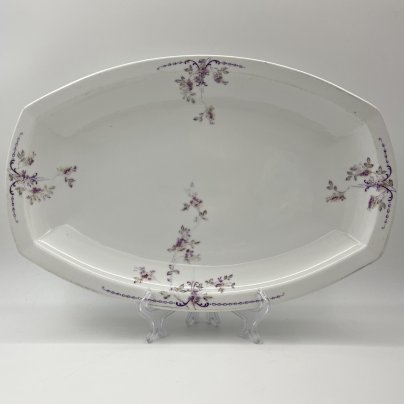 Брюдо с цветочным декором