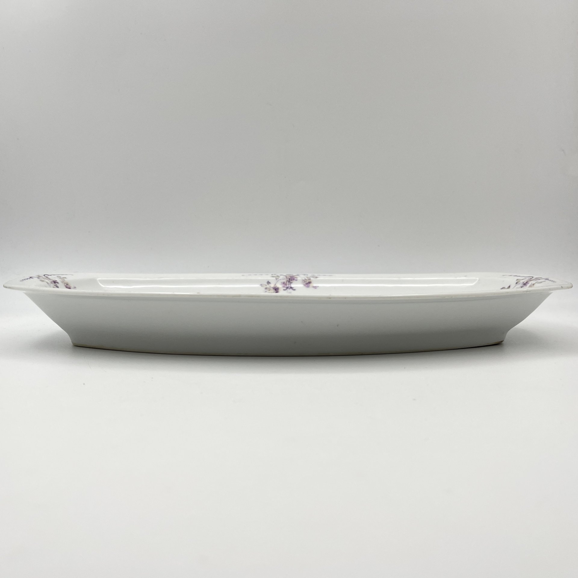 Брюдо с цветочным декором