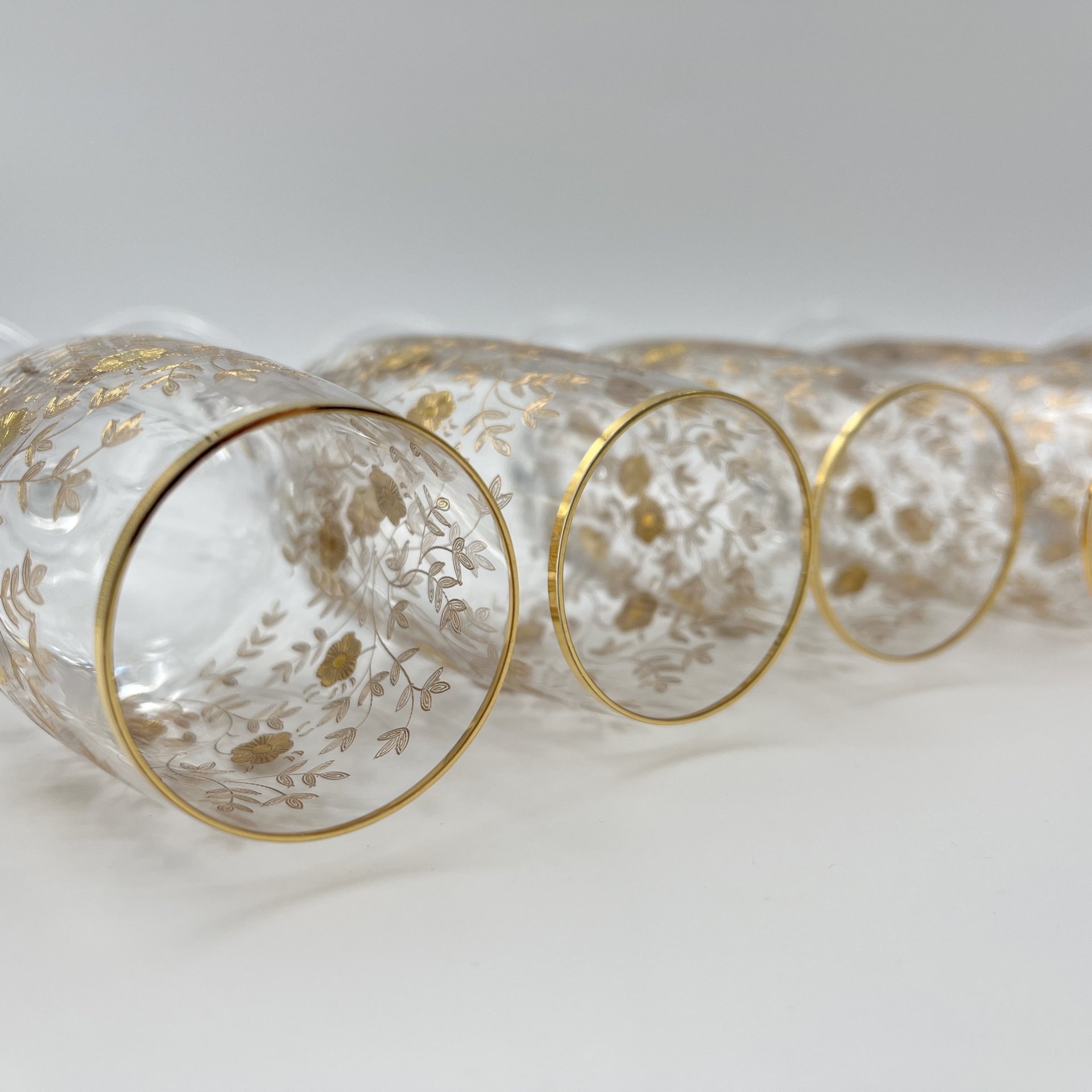 Набор из 6 бокалов (фужеров) для шампанского с цветочным декором, стекло, золочение, Европа, 2000-2010 гг.