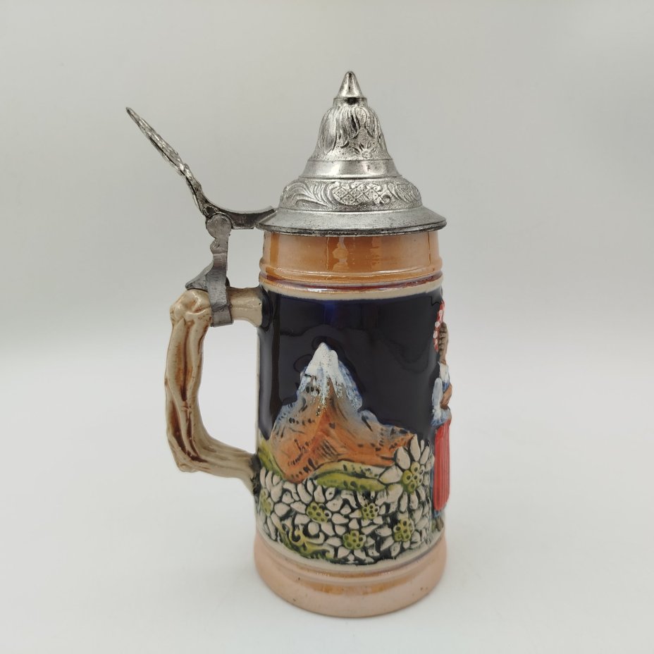 Кружка пивная с крышкой, украшенная пасторальной сценой, керамика, олово, роспись, Германия, 1970-1990 гг.