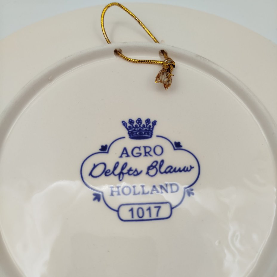 Тарелка декоративная "Winter" с изображением зимнего пейзажа, "Agro Delft Blauw"