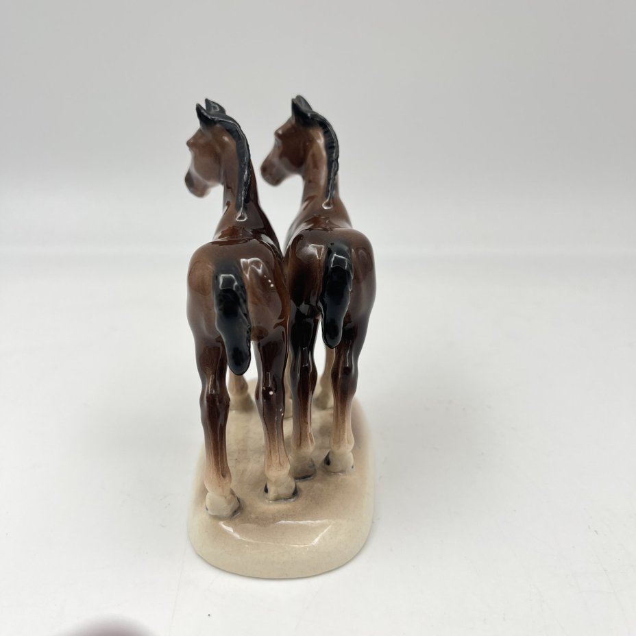 Статуэтка "Пара лошадей", фаянс, аэрография, Sitzendorf, Германия, 1918-1949 гг.