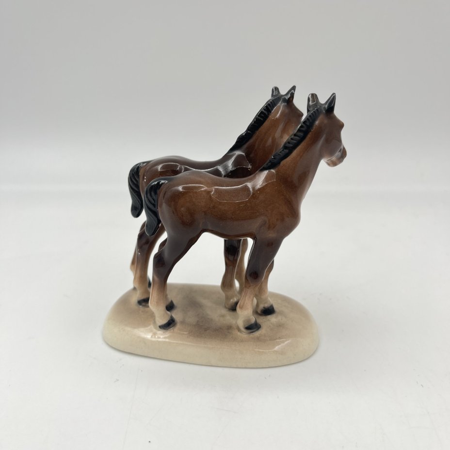 Статуэтка "Пара лошадей", фаянс, аэрография, Sitzendorf, Германия, 1918-1949 гг.