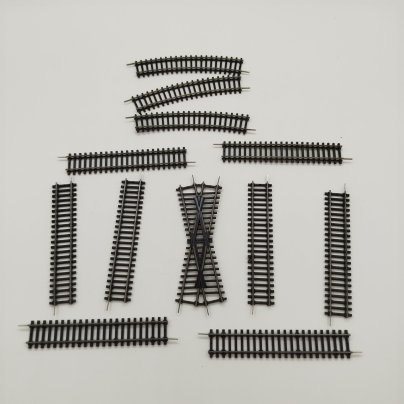 Набор из двенадцати рельс для железной дороги 9 мм., пластик, металл, Piko, ГДР, 1970-1980 гг.