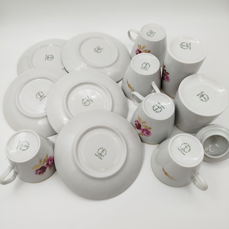 Набор сервировочный на 5 персон (12 предметов), украшенный изображением розы