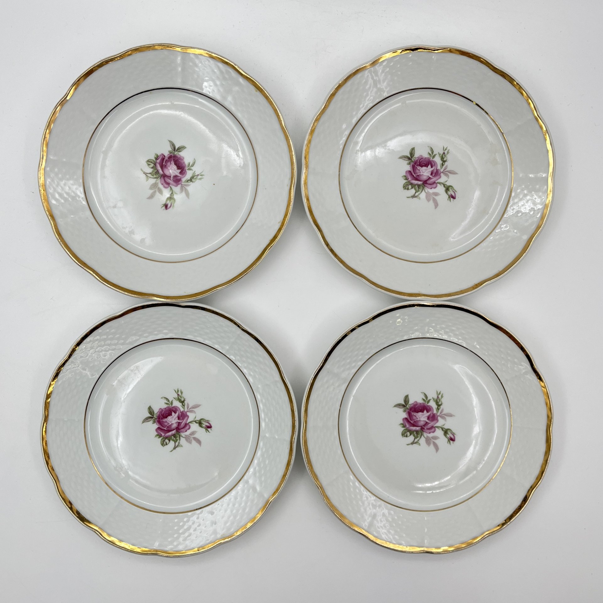 Набор из 4-х десертных тарелок с изображением розы, фарфор, деколь, золочение, Thun (Тун), Чехословакия, 1970-1992 гг.