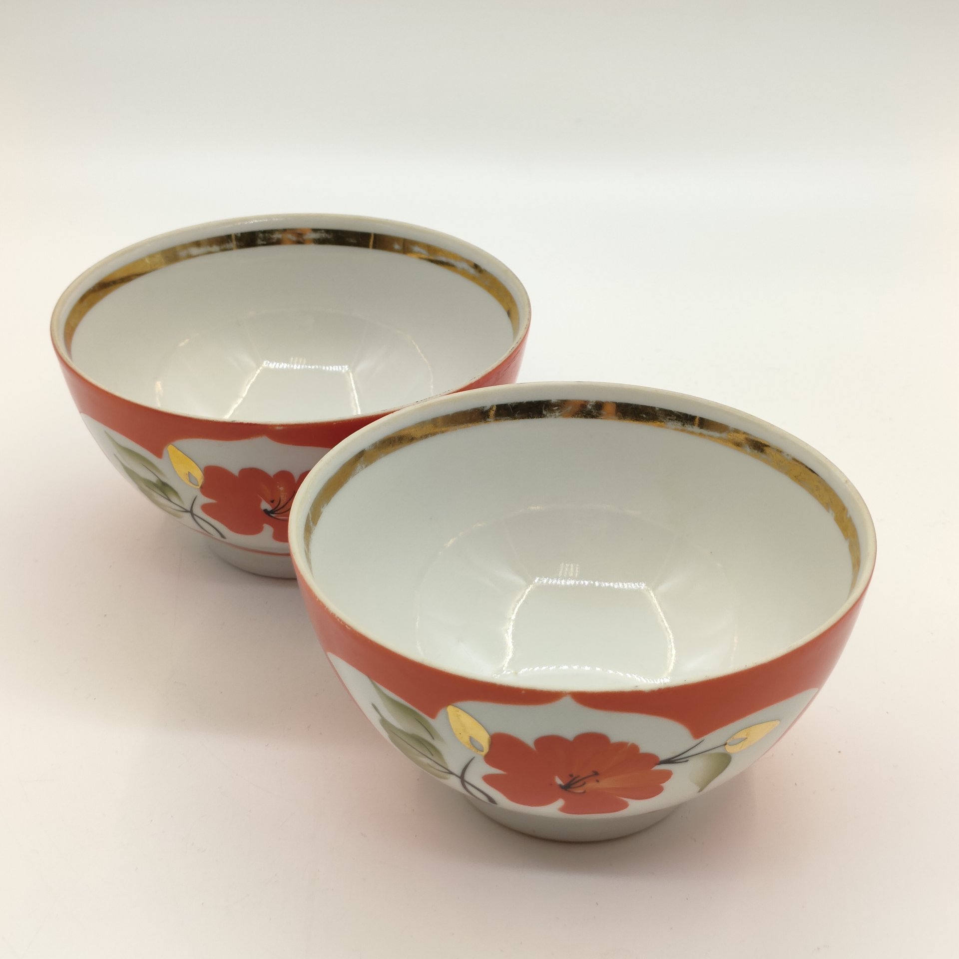 Набор из 2-х салатников (пиал) с цветочным декором, фарфор, крытье по трафарету, роспись, золочение, Капчагайский фарфоровый завод, СССР, 1975-1985 гг.