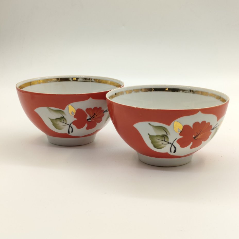 Набор из 2-х салатников (пиал) с цветочным декором, фарфор, крытье по трафарету, роспись, золочение, Капчагайский фарфоровый завод, СССР, 1975-1985 гг.