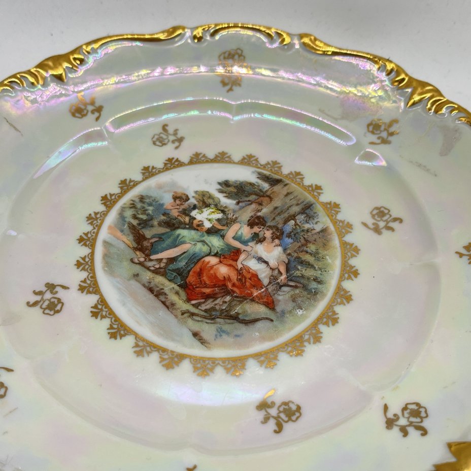 Набор из 2 десертных тарелок разного размера из сервиза "Мадонна"