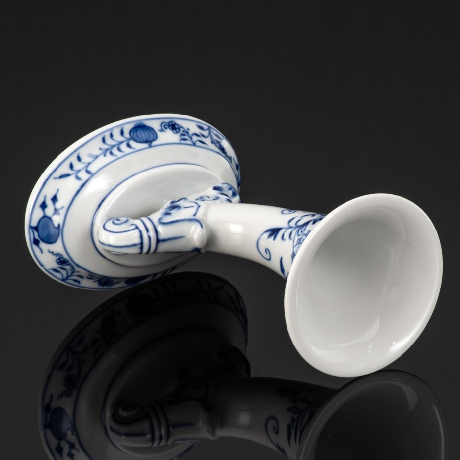 Ваза “Луковый узор”, фарфор, роспись, Meissen (Мейсенский фарфор), Германия, 2006 г.