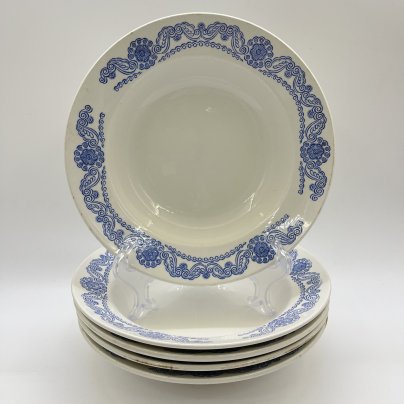 Набор суповых тарелок на 5 персон, фаянс, Конаковский фаянсовый завод им. М.И. Калинина (ЗиК Конаково), СССР, 1974-1991 гг.