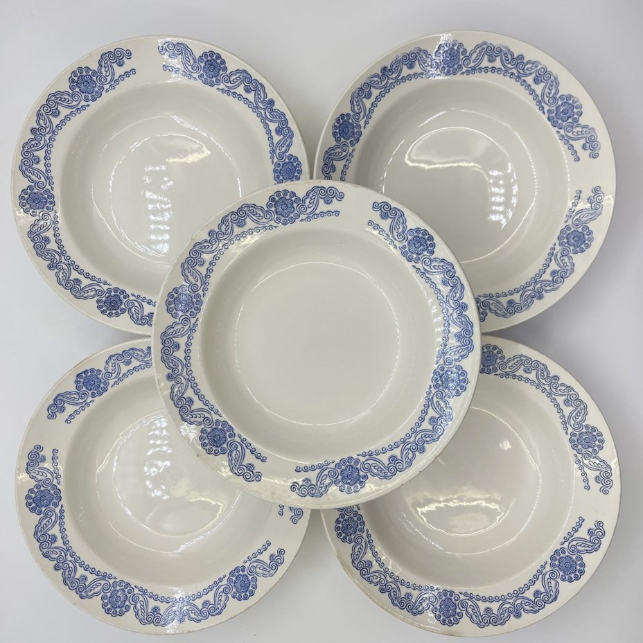 Набор суповых тарелок на 5 персон, фаянс, Конаковский фаянсовый завод им. М.И. Калинина (ЗиК Конаково), СССР, 1974-1991 гг.