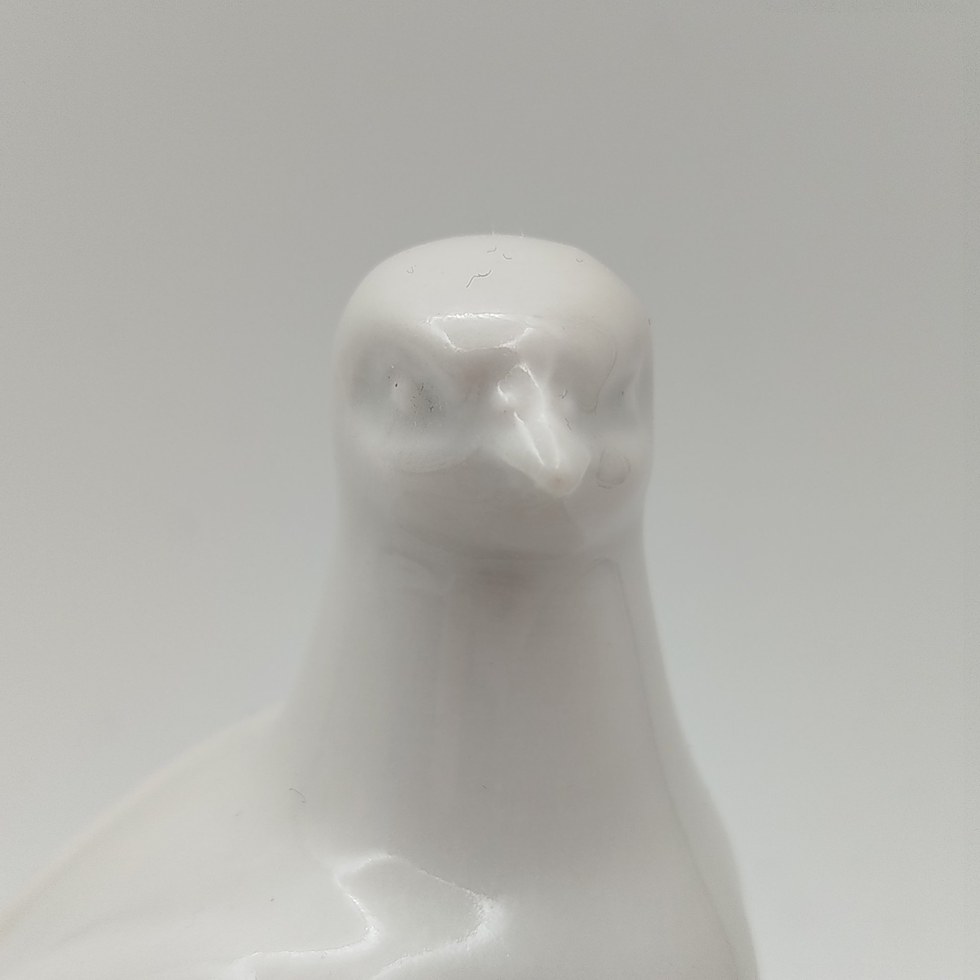 Статуэтка "Сокол", скульптор Сотников А.Г., фарфор, Дулевский фарфоровый завод (Дулёво), Российская Федерация, 1968-1991 гг.