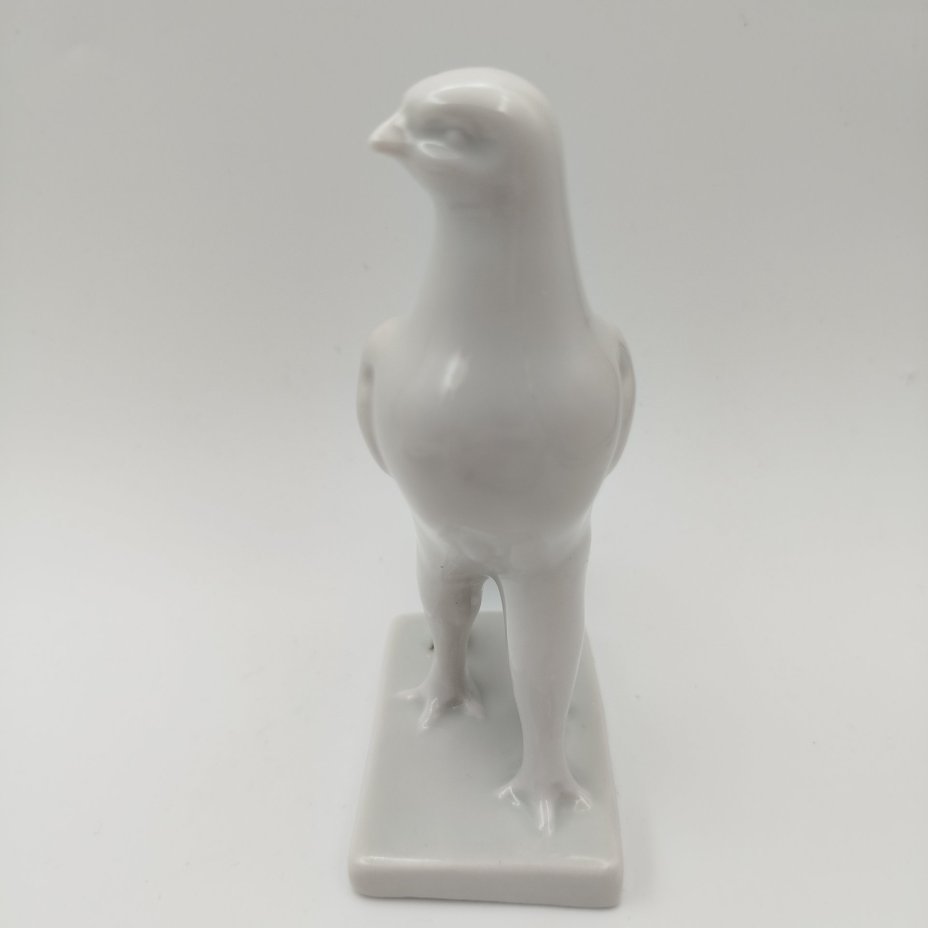 Статуэтка "Сокол", скульптор Сотников А.Г.