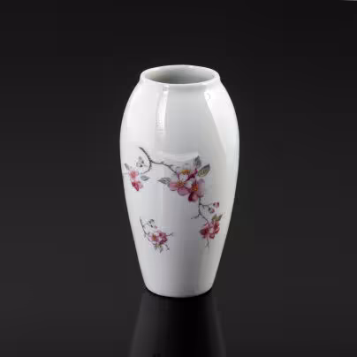 Ваза для цветов с нежным цветочным рисунком  Lys Royal Porcelaine, Limoges