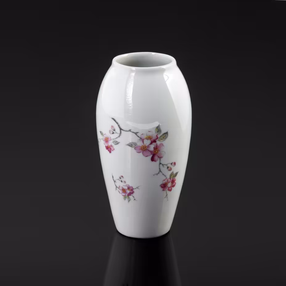 Ваза для цветов с нежным цветочным рисунком  Lys Royal Porcelaine, Limoges