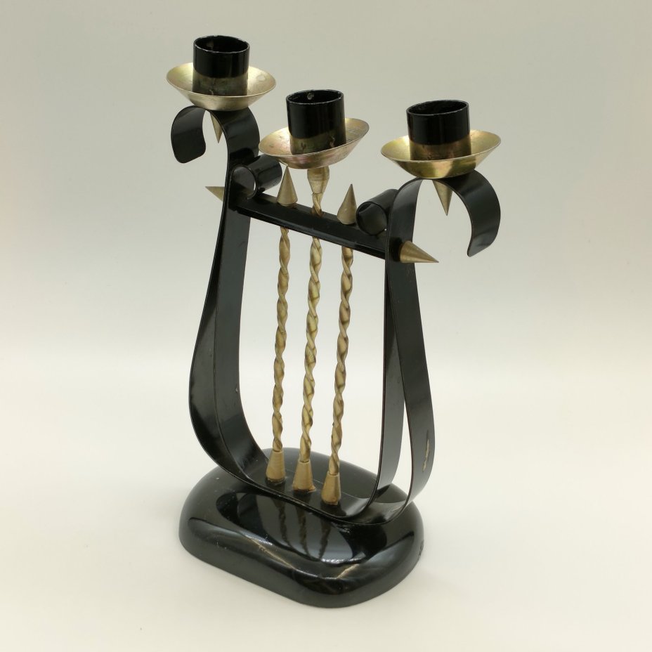 Подсвечник фигурный "Арфа" на три свечи, Московский машиностроительный завод «Салют», сплав металлов, крашение