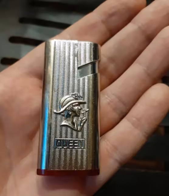 Зажигалка музыкальная