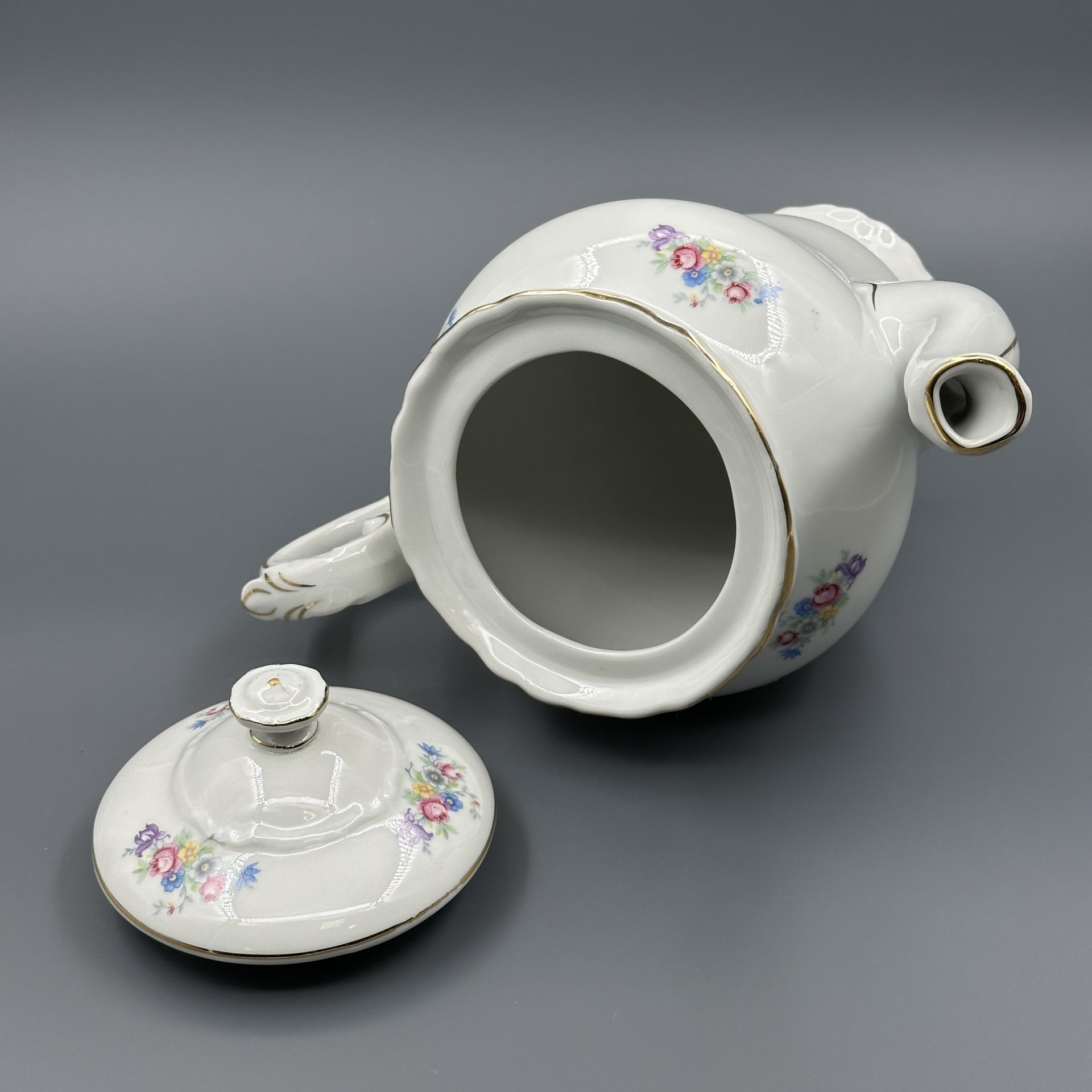 Кофейник (чайник доливной) с цветочным декором, Epiag Royal Czechoslovakia