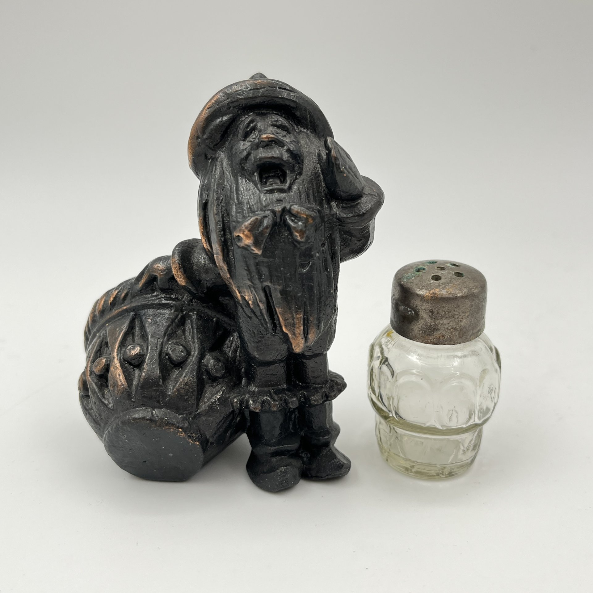 Солонка "Гном", металл, стекло, СССР, 1970-1990 гг.