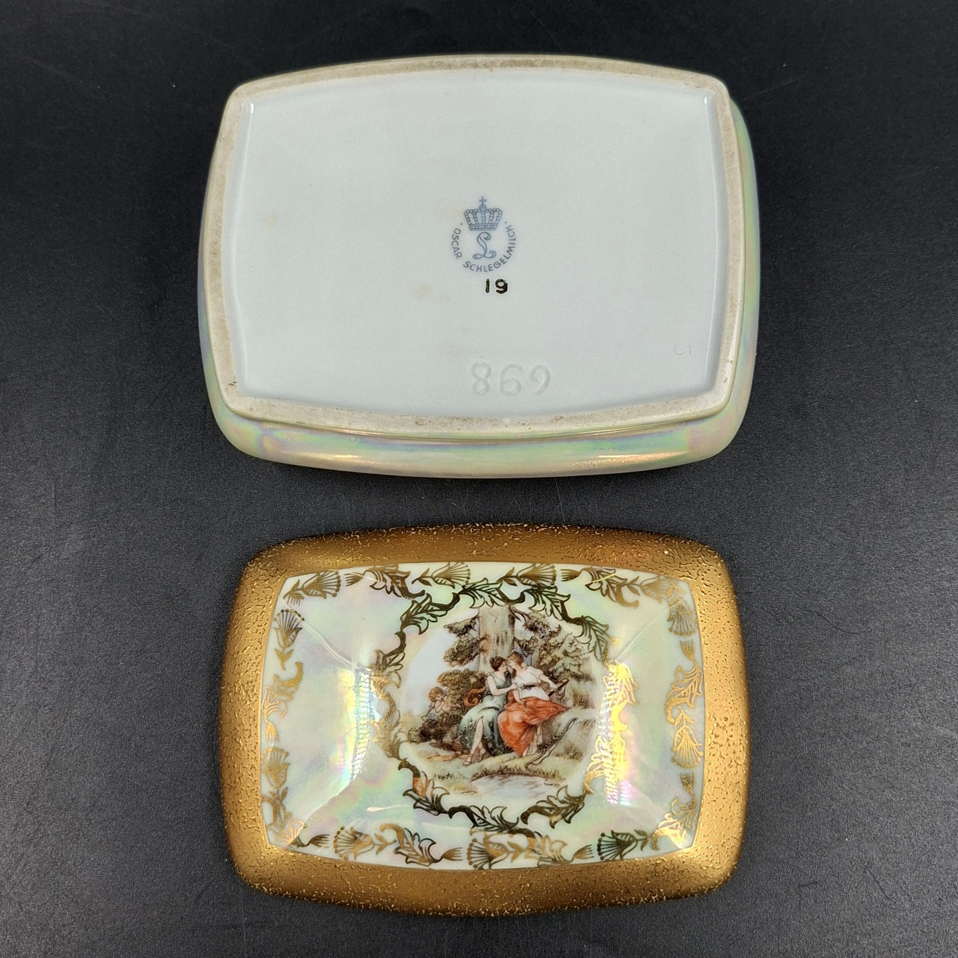 Шкатулка "Мадонна", фарфор, люстр, деколь, золочение, Oscar Schlegelmilch, Германия, 1950-1972 гг.