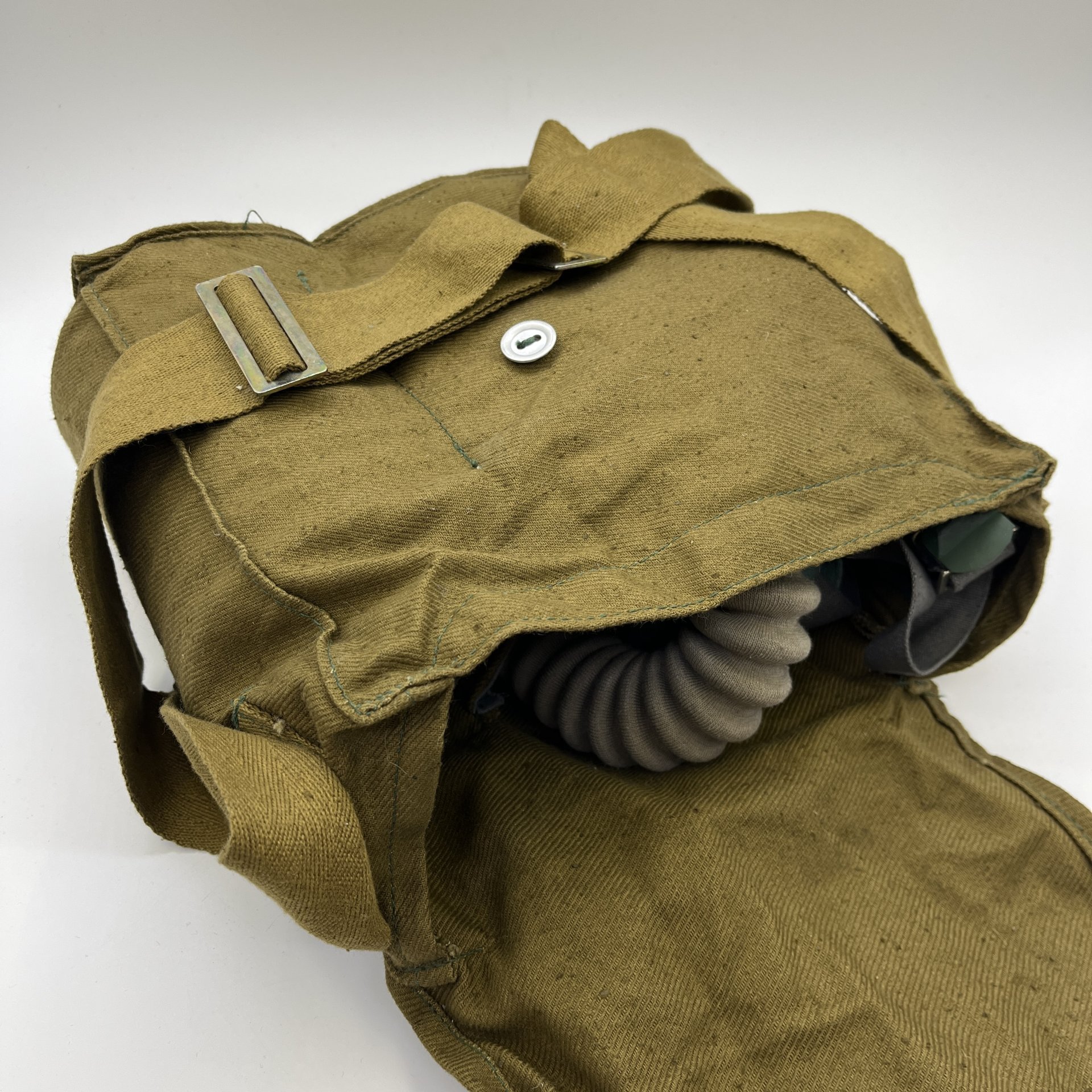 Противогаз  с фильтром ГП-4У