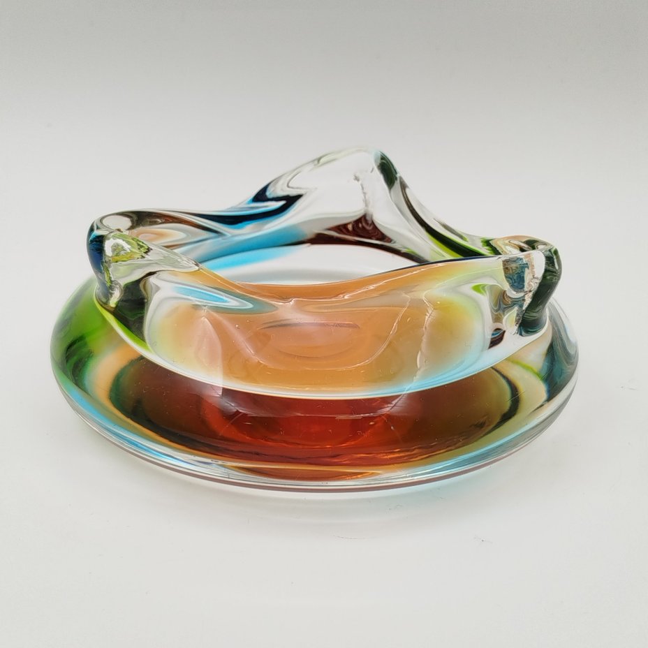 Лоток для мелочей необычной формы в янтарно-зелёной гамме