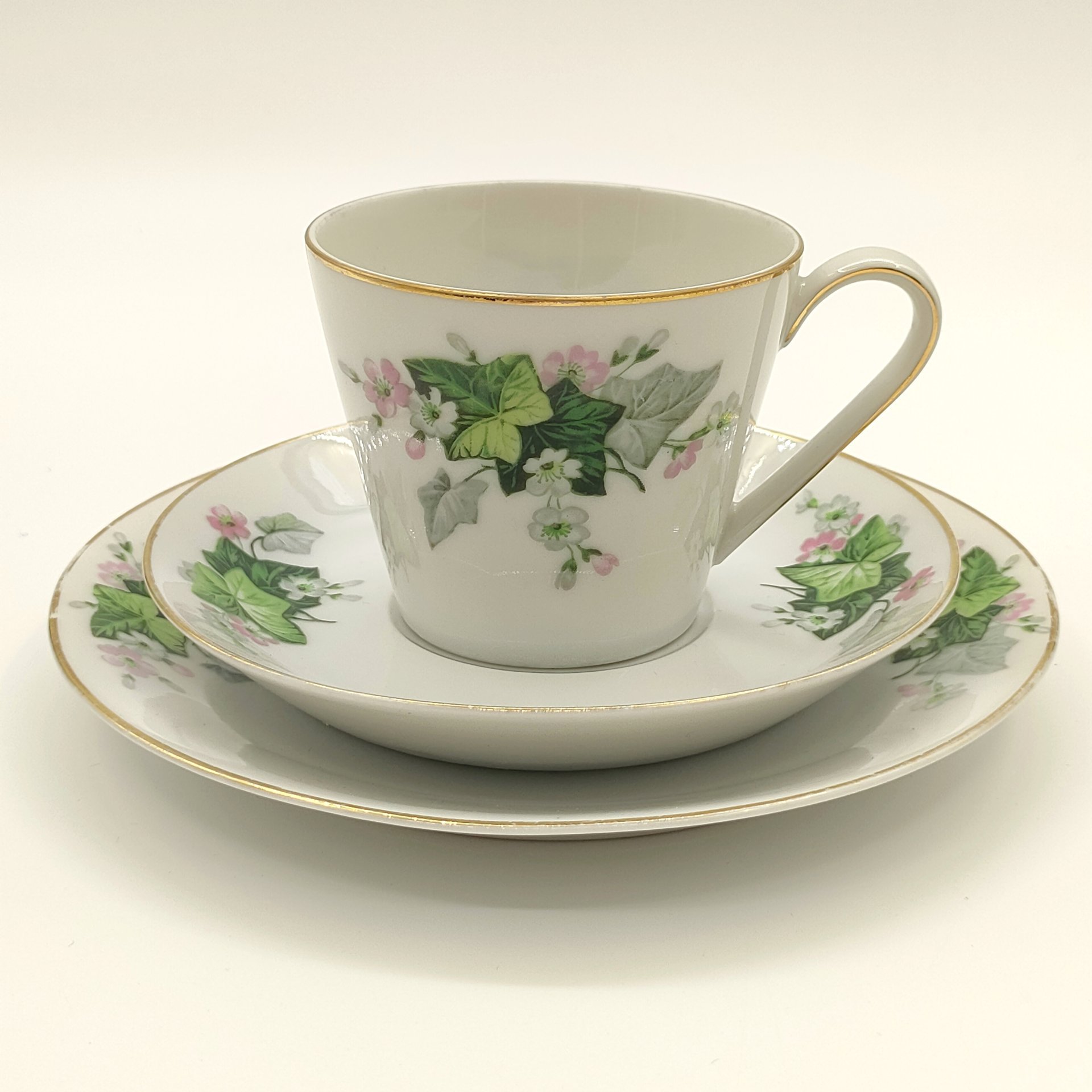 Трио кофейное с цветочным декором, фарфор, деколь, золочение, Schönwald, Германия, 1950-1972 гг.