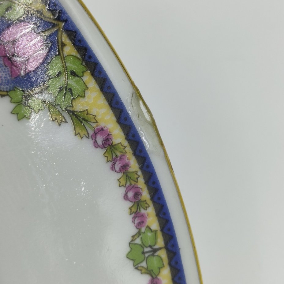 Пара десертных тарелок с флоральным декором, Limoges B&C France (Bernardaud), фарфор, деколь, золочение