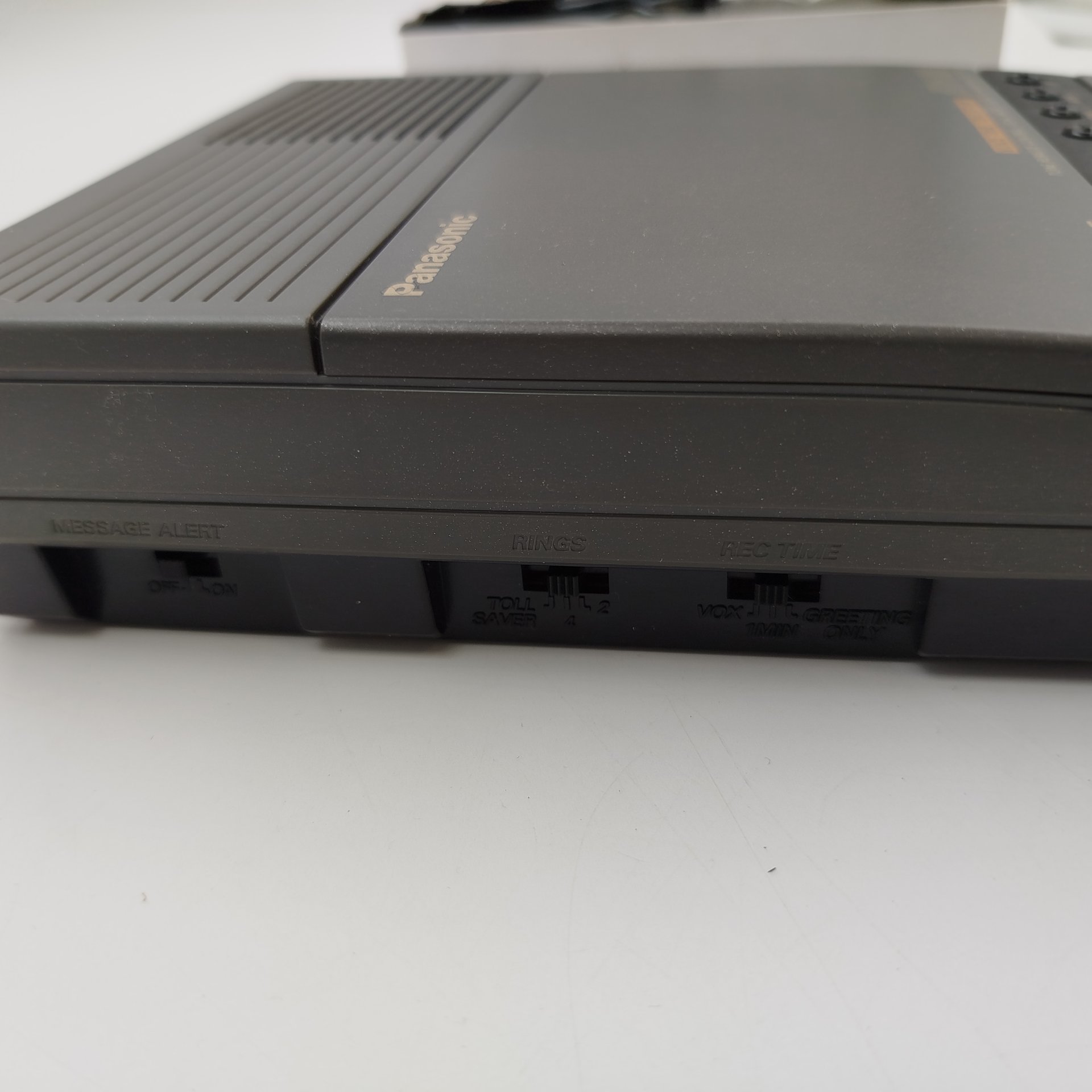 Автоответчик микрокассетный "KX-T5101BX" в оригинальной коробке и документами, Panasonic, пластик, металл, картон, бумага, Япония, 1995-1997 гг.
