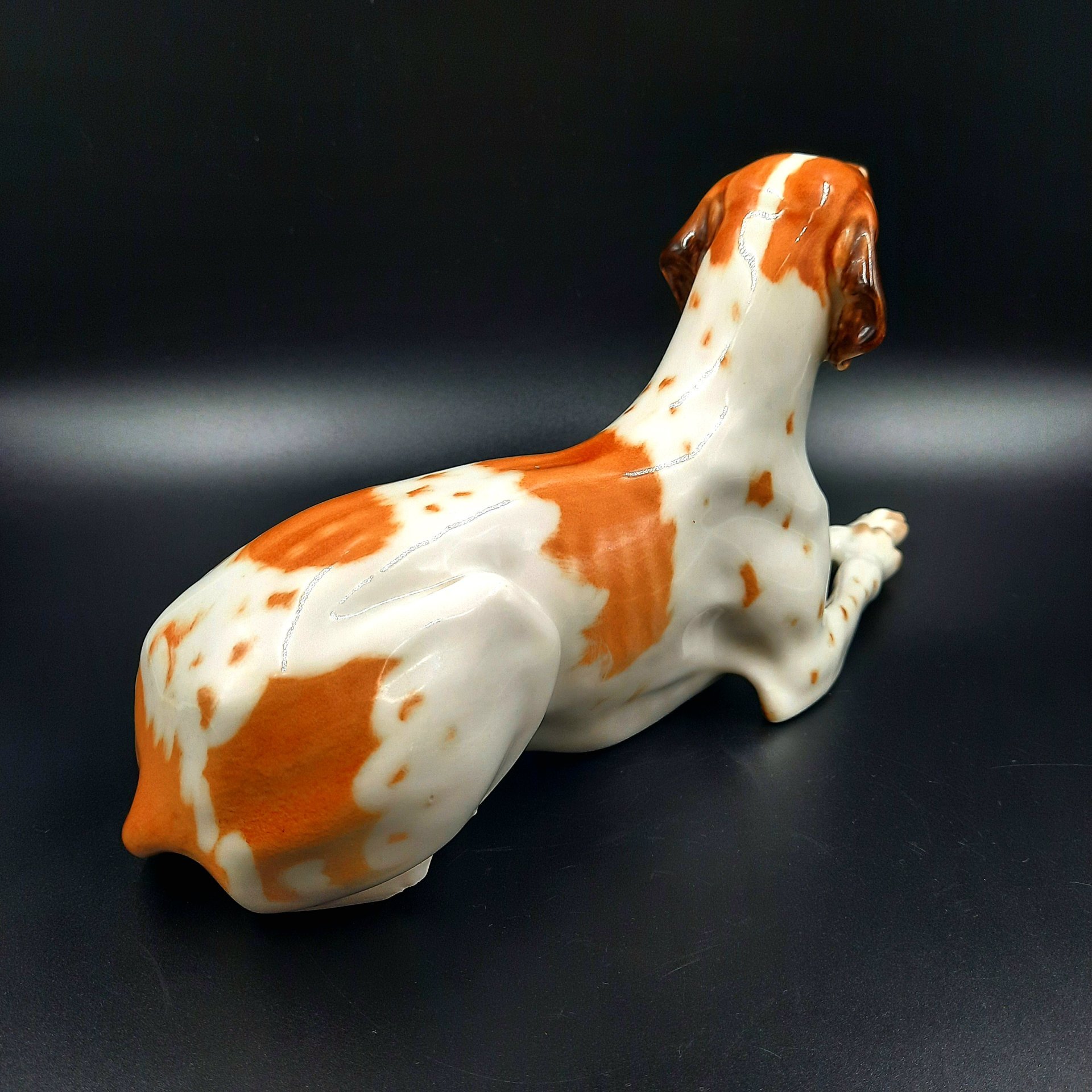 Статуэтка "Пойнтер", скульптор И.И. Ризнич, фарфор, роспись, Ленинградский фарфоровый завод (ЛФЗ), СССР, 1970-1990 гг., Ленинградский фарфоровый завод (ЛФЗ)