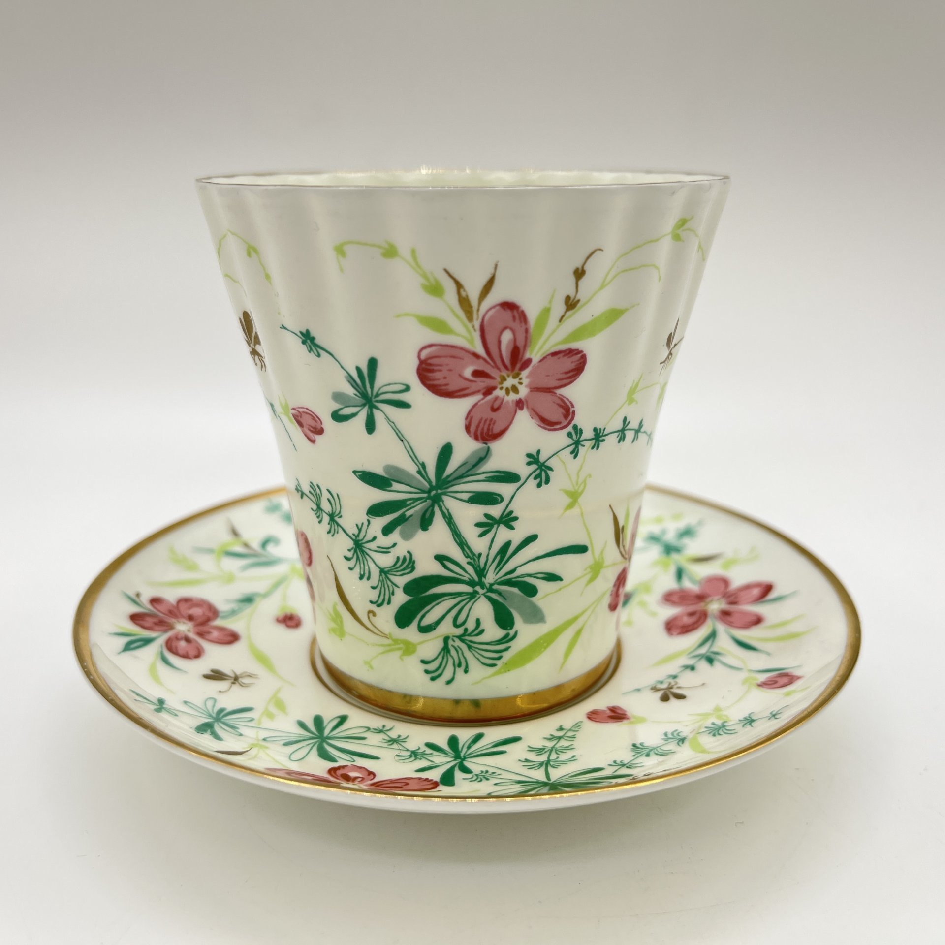 Пара кофейная "Комарики" (форма "Одуванчик"), в подборе, фарфор, деколь, золочение, Ленинградский фарфоровый завод (ЛФЗ), СССР, 1970-1990 гг.