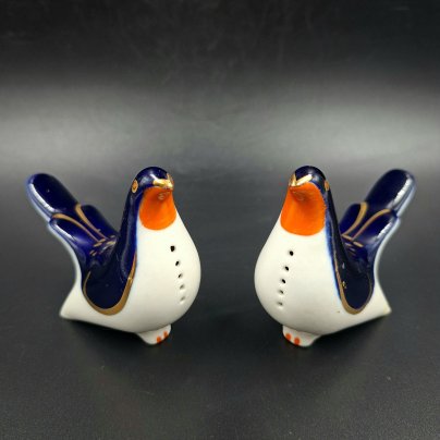 Пара солонок "Голубок", автор М.Н. Мох, фарфор, роспись, золочение, Ленинградский фарфоровый завод (ЛФЗ), СССР, 1979-1992 гг.