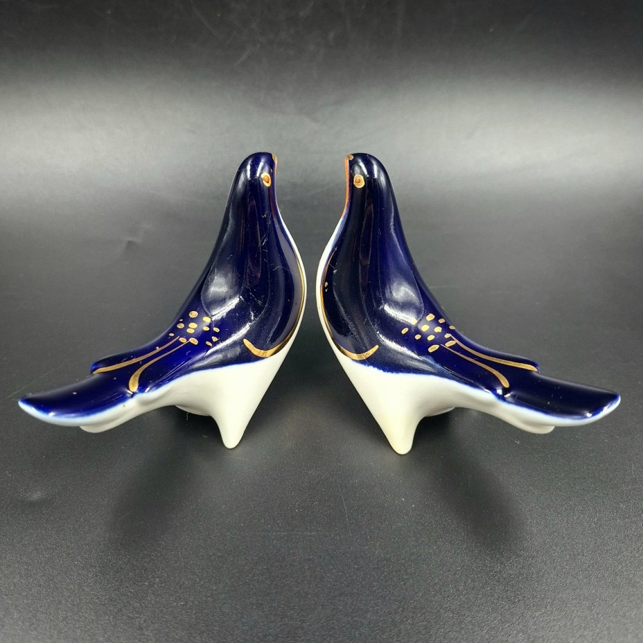 Пара солонок "Голубок", автор М.Н. Мох, фарфор, роспись, золочение, Ленинградский фарфоровый завод (ЛФЗ), СССР, 1979-1992 гг.