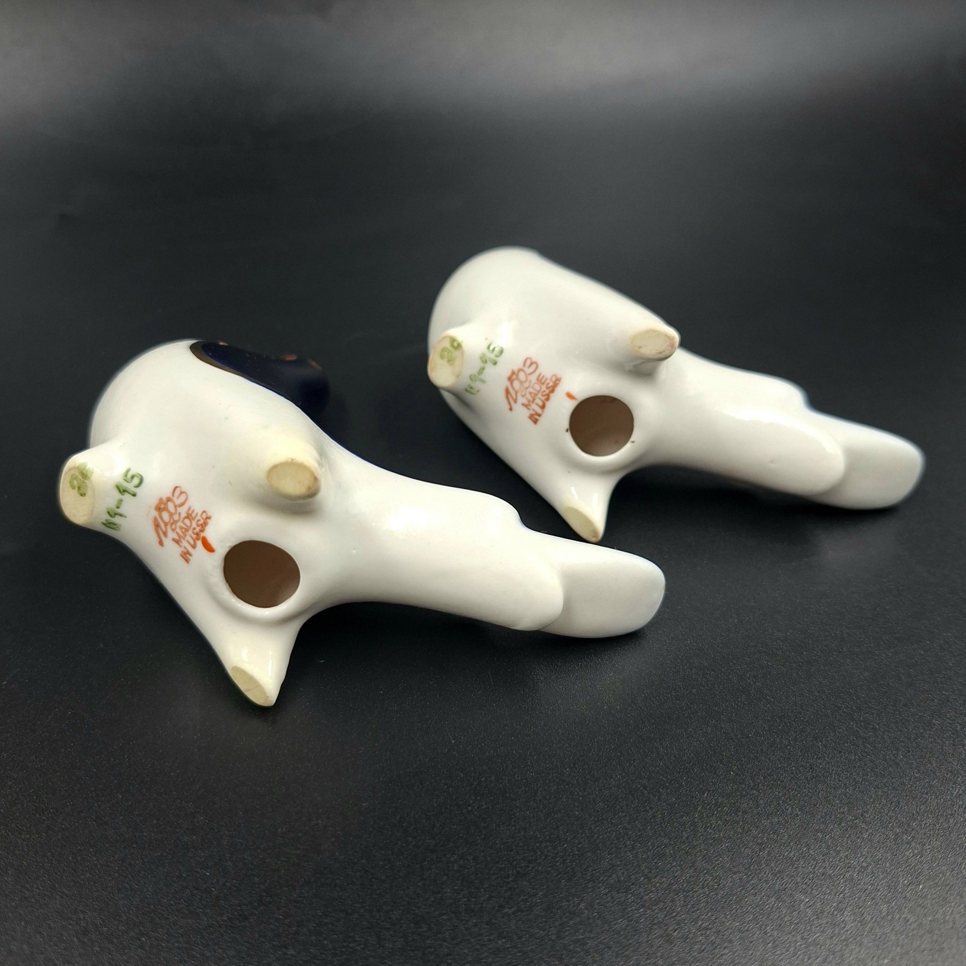 Пара солонок "Голубок", автор М.Н. Мох, фарфор, роспись, золочение, Ленинградский фарфоровый завод (ЛФЗ), СССР, 1979-1992 гг.