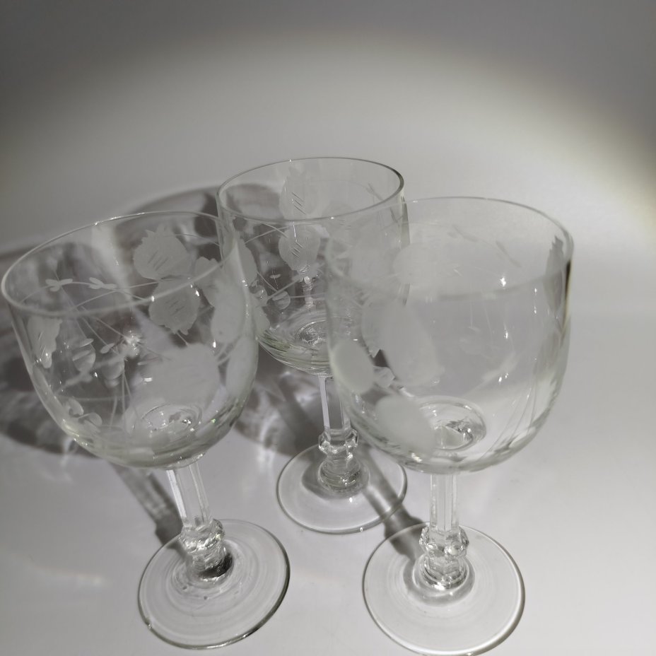 Набор рюмок "Вишни" на 3 персоны