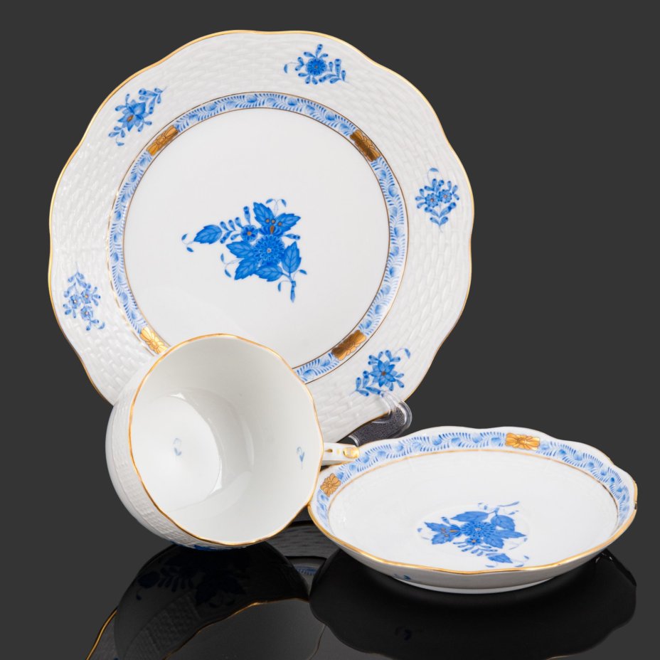 Трио чайное, выполненное в фирменном дизайне "Chinese Bouquet" ("Apponyi Blue"), Herend (Херенд)