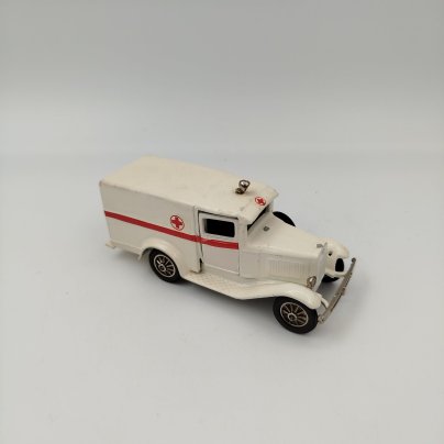 Модель автомобиля "ГАЗ-А" (Скорая помощь), авторская версия, металл, пластмасса, СССР, 1980-1990 гг.
