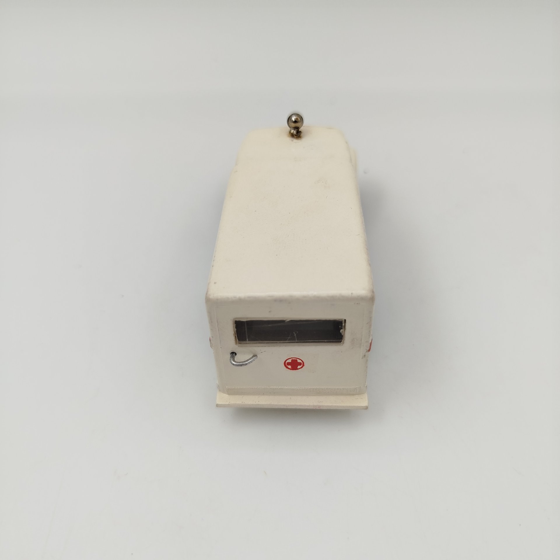 Модель автомобиля "ГАЗ-А" (Скорая помощь), авторская версия, металл, пластмасса, СССР, 1980-1990 гг.